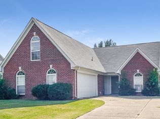 6761 White Hawk Ln, Olive Branch, MS 38654
