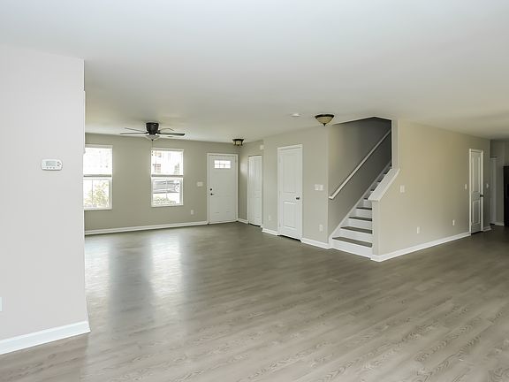 5th image of 113 Aberdeen Dr
