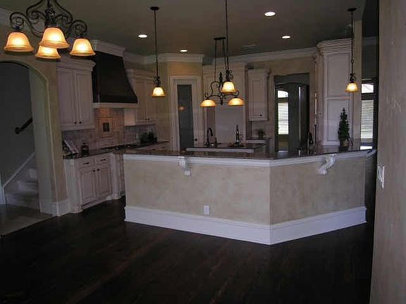 2nd image of 5605 Reatta Pl