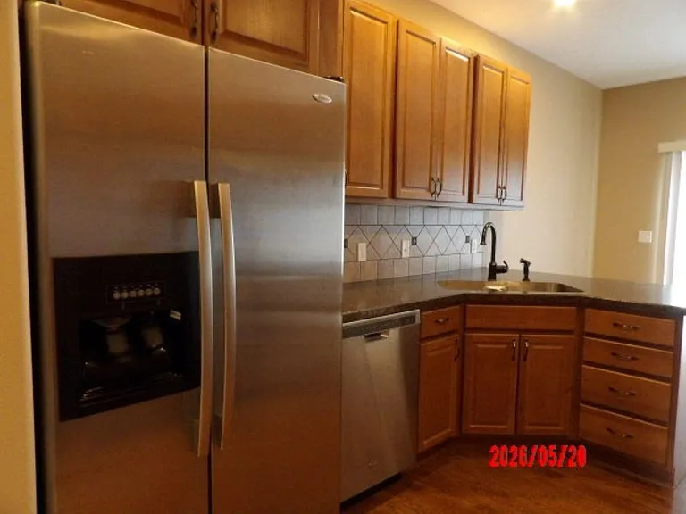 1106 Sandstone Dr — Photo 10