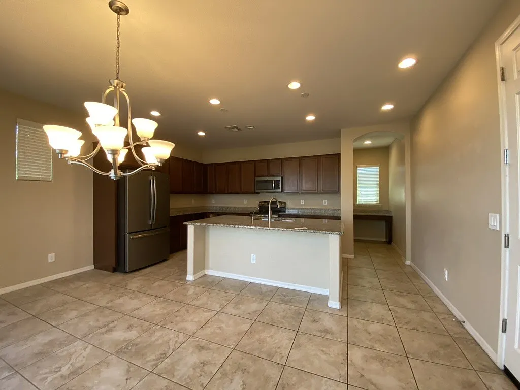 3726 East Angstead Drive — Photo 1