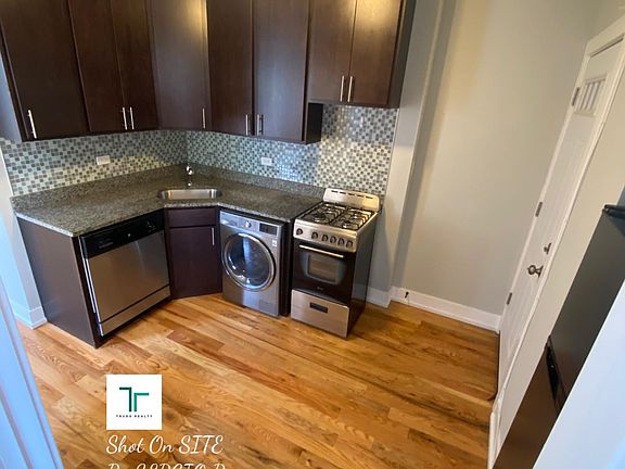3rd image of 2911 N Mildred Ave #2902-2D