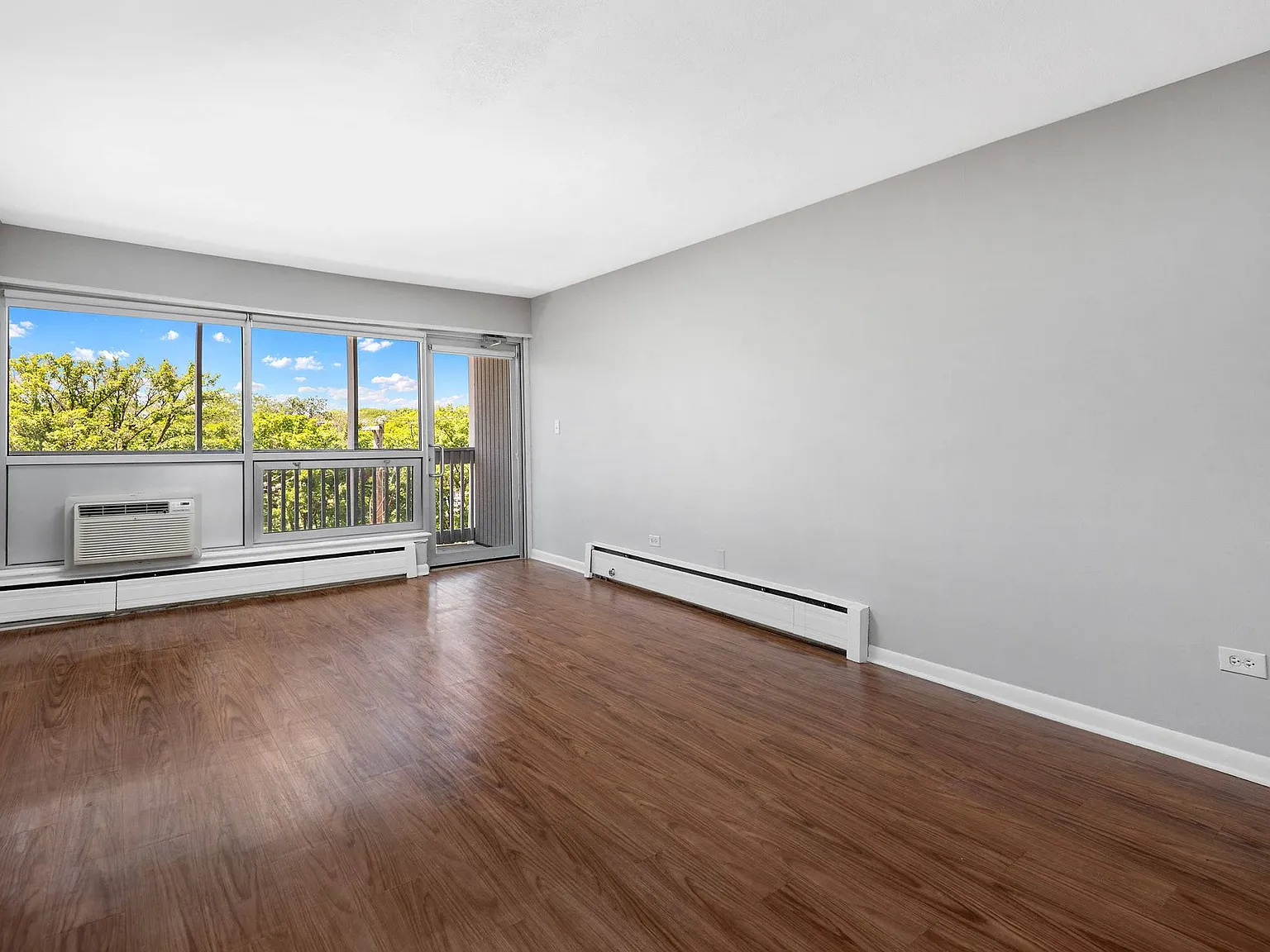 Reside on North Park — Photo 3