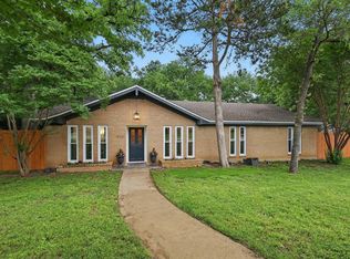 400 Melbourne Rd, Hurst, TX 76053