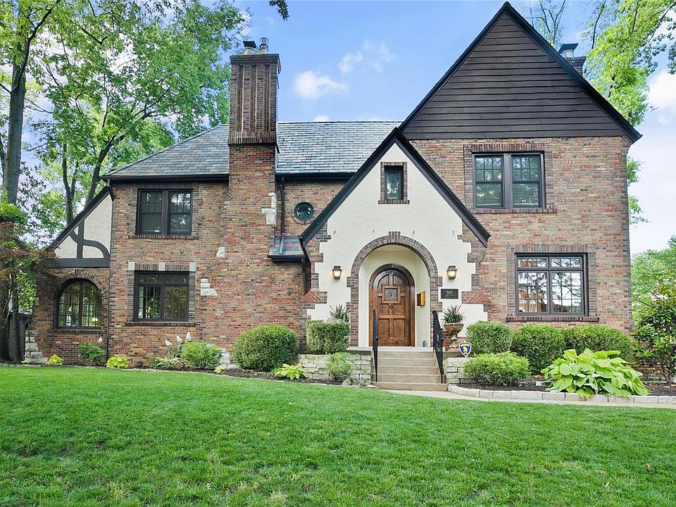 1st image of 7441 Byron Pl