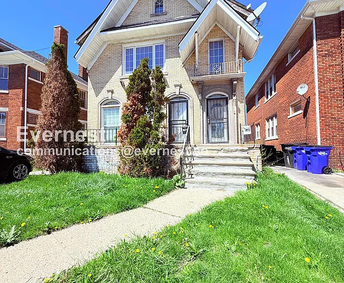 2302 Hazelwood St #1 — Photo 1