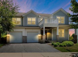 617 Donegal Dr, Elgin, IL 60123