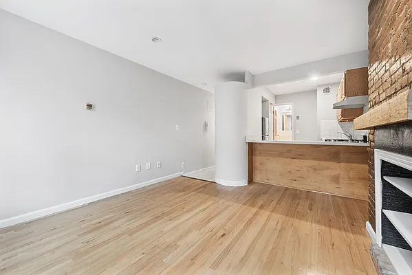 Rented by BH Brokerage Group | media 5