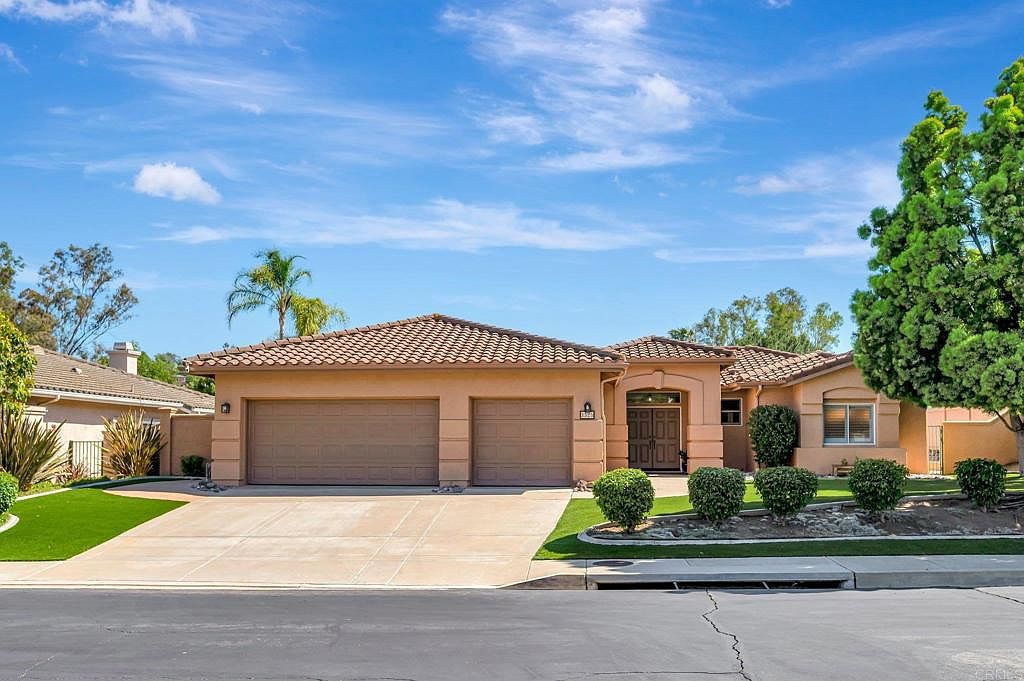 3325 Avenida Magoria, Escondido, CA 92029 | Zillow