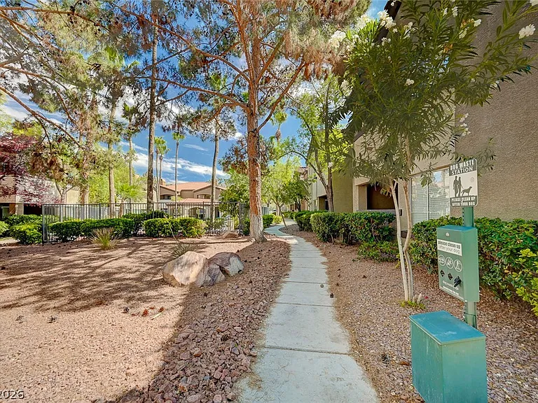 9000 Las Vegas Blvd S #1008 — Photo 56