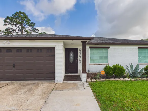 9770 Shepherd Dr, Beaumont, TX 77707