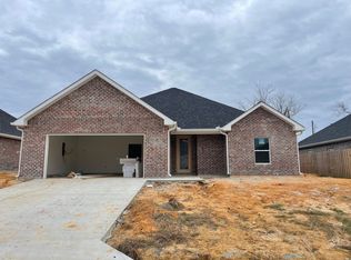 2010 Lake Ct, Deridder, LA 70634