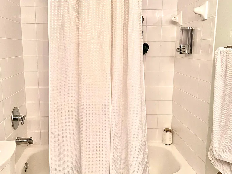 4728 114th Ave #203 — Photo 23