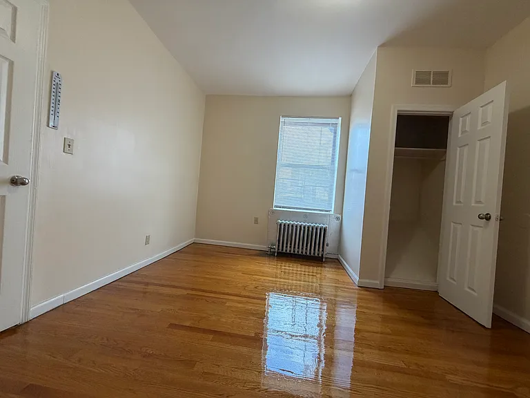 8915 144th St #1H — Photo 3