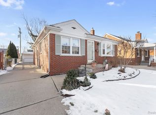13357 Birrell St, Southgate, MI 48195