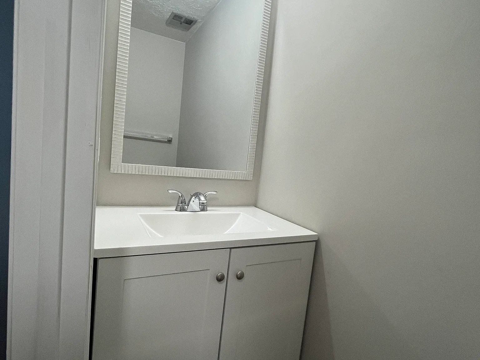 3 bed, 2.5 bath, 1680 sqft, $2,695 — Photo 3