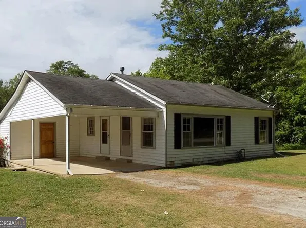 300 Magnolia Ave, Bowdon, GA 30108