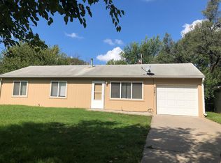 3561 SW Kirklawn Ave, Topeka, KS 66611