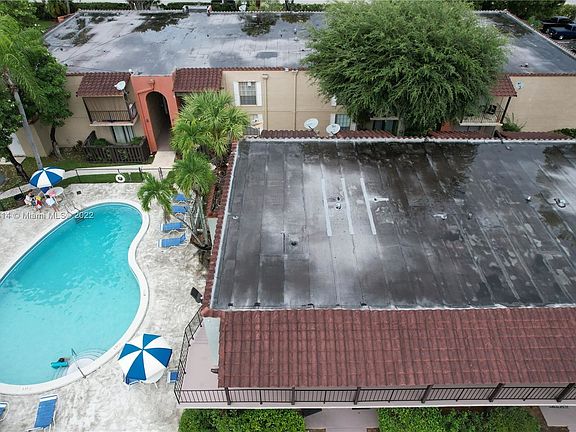 2nd image of 10746 N Kendall Dr APT N4
