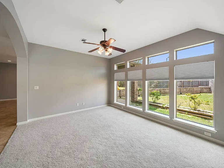 2818 Red Maple Dr — Photo 31