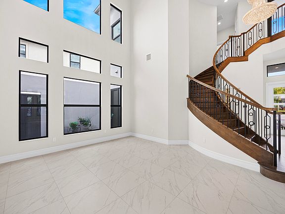 3rd image of 9168 Benedetta Pl