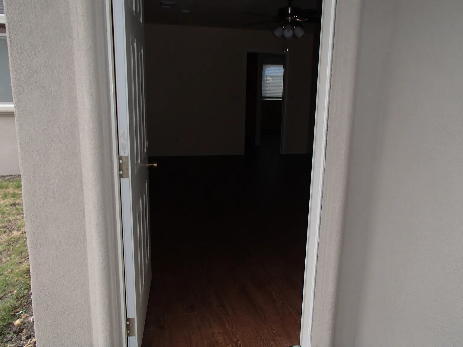 1221 Fordham Ave photo 1