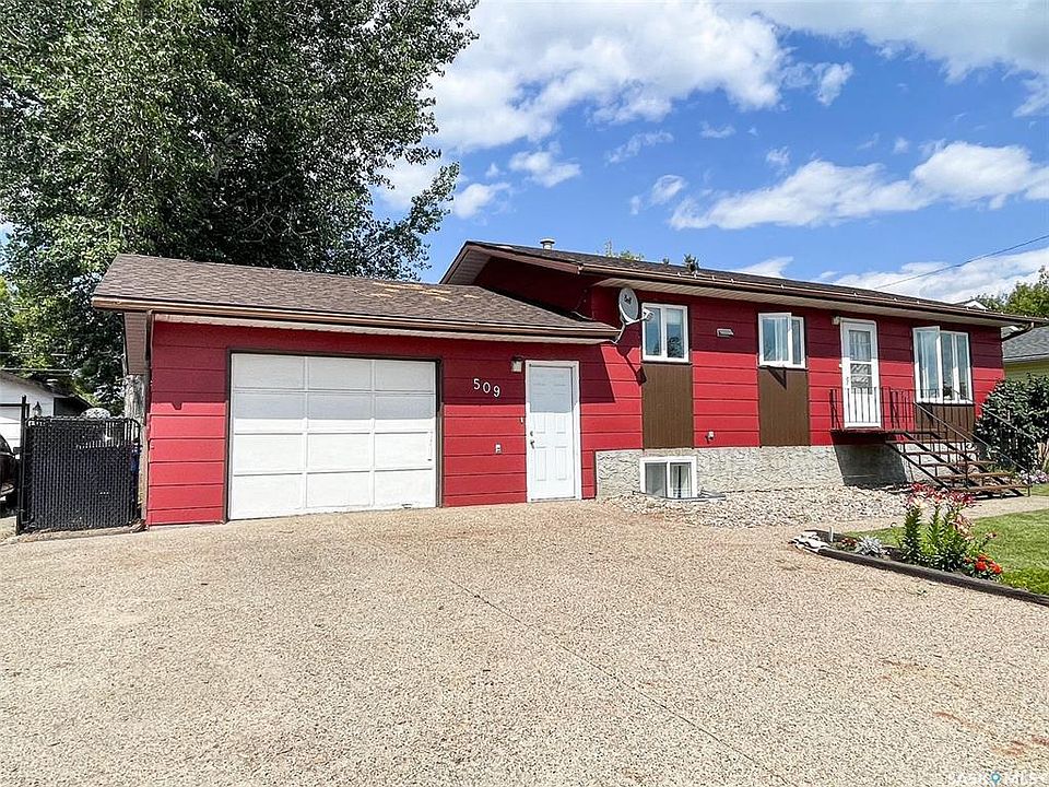 1st image of 509 6th Ave W
