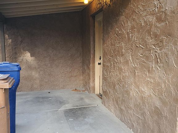 3rd image of 2211 E 4th Ave #2211