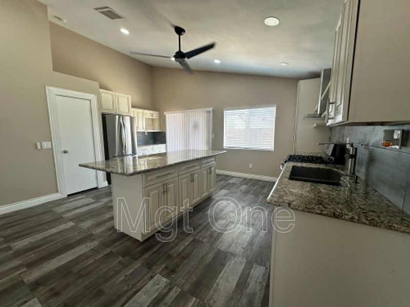 1st image of 543 Prairie Way