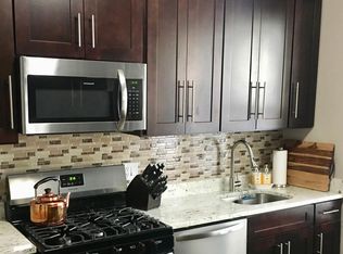 2857 N Avers Ave #1, Chicago, IL 60618