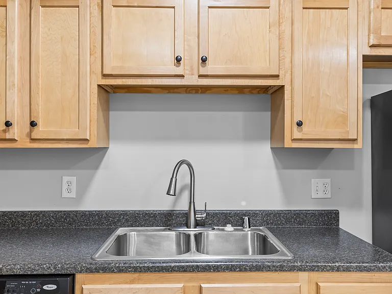 Pin Oak Villas Townhomes — Photo 8