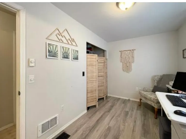 110 N Honeycomb Cir — Photo 21