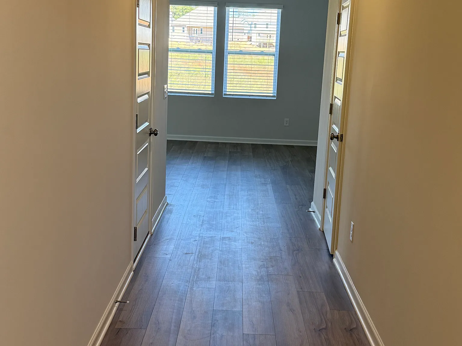 4 bed, 1825 sqft, $2,150 — Photo 2