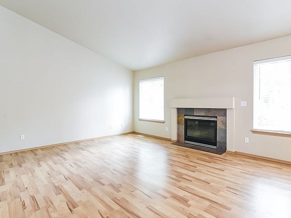 5th image of 1116 131st Street Ct E