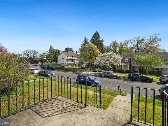 3rd image of 162 Cherrydell Rd