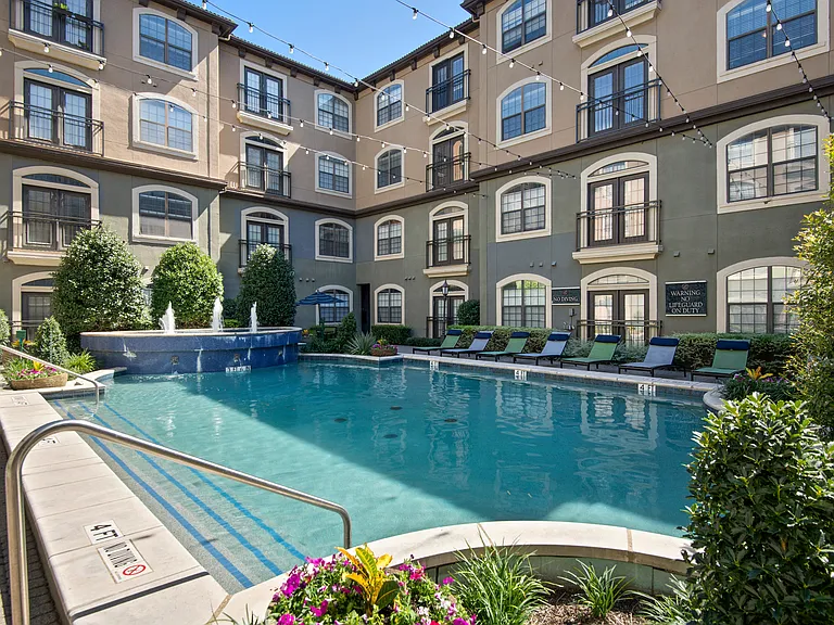Gables Mirabella — Photo 8