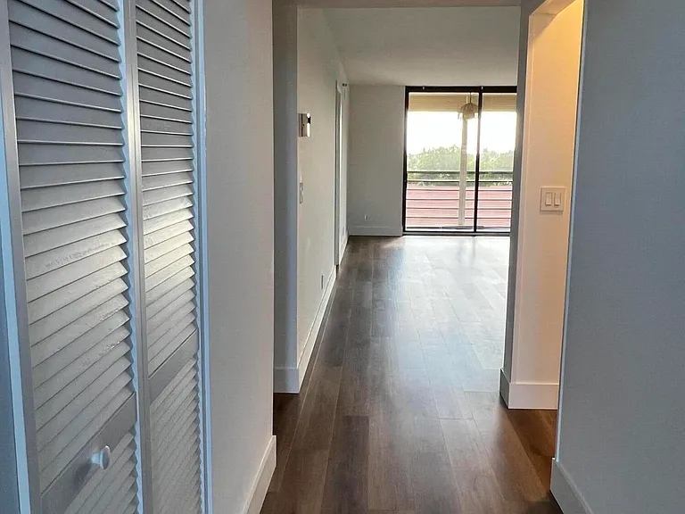 7770 Tahiti Ln #504 — Photo 5