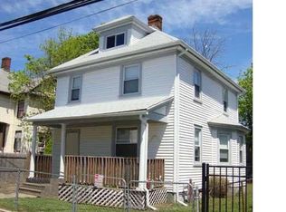 10 Covert Ave, Hempstead, NY 11550