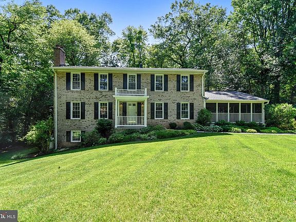 2nd image of 11309 Hunt Farm Ln