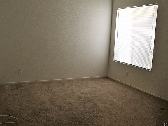 3rd image of 113 Sandpiper Ln #139