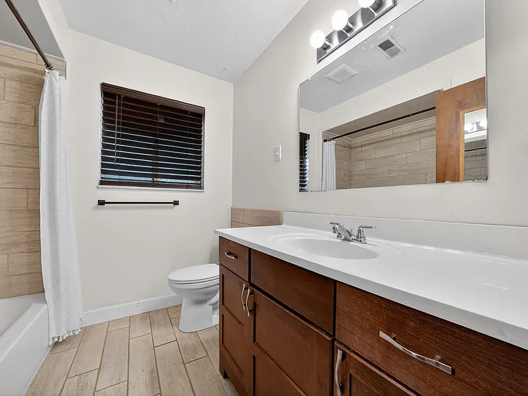 3712 Hampton Blvd — Photo 10