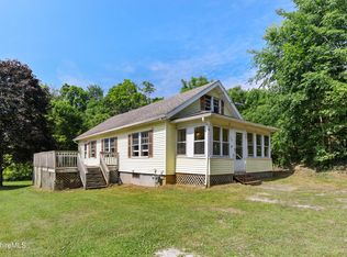 175 Lakeway Dr, Pittsfield, MA 01201