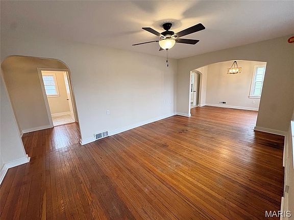 2nd image of 514 Sycamore St