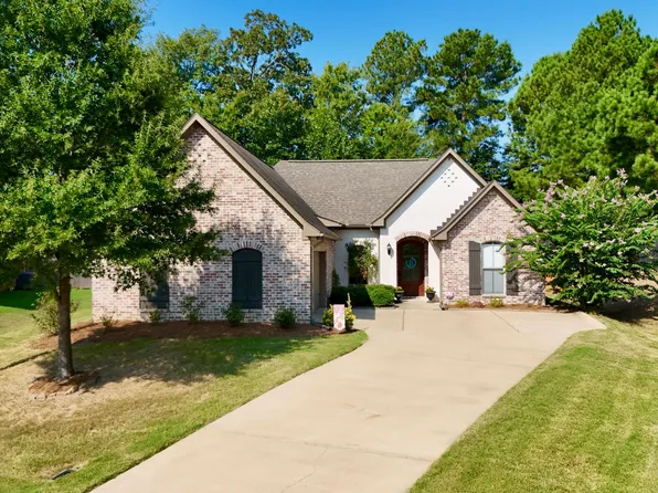 545 Willow Valley Cir, Brandon, MS 39047