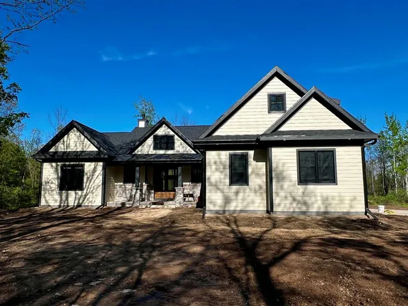 7030 Birchstone Ln Unit 16, Egg Harbor, WI 54209