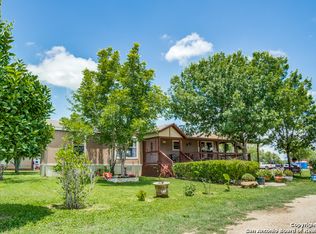 4768 Rakowitz Rd, Adkins, TX 78101