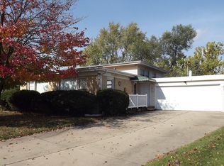 283 Homewood Ct, Chicago Heights, IL