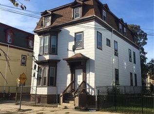 61 Laura St, Providence, RI 02907