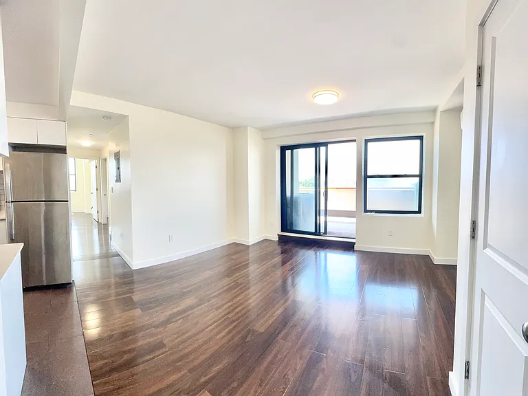 1705 E 17th St #715 — Photo 3