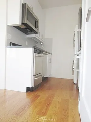 Rented by City Connections Realty | media 11